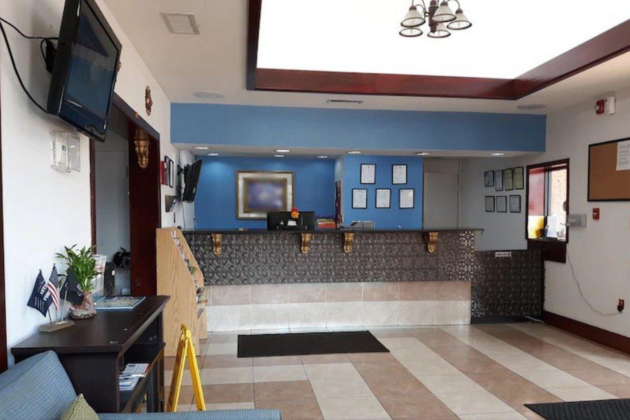 Americas Best Value Inn Stockbridge Exterior foto